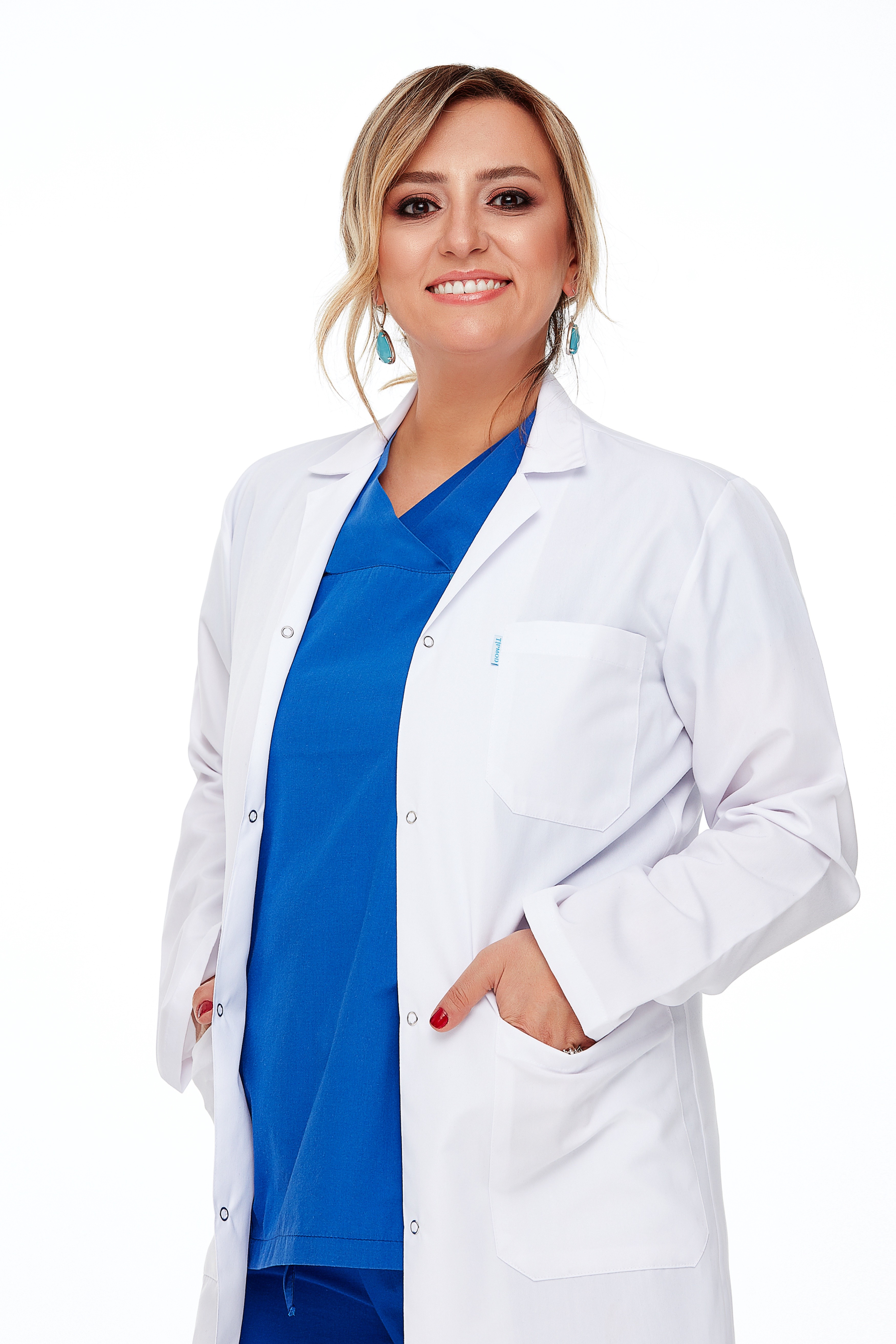 op-dr-esra-cabuk-comert.jpg