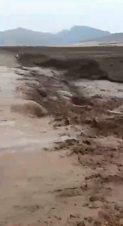 Konya’da sağanak yağmur zor anlar yaşattı!