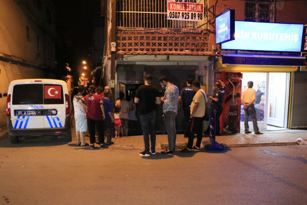 Adana'da gece yarısı bomba paniği! İş yerine atılan EYP yüksek sesle patladı