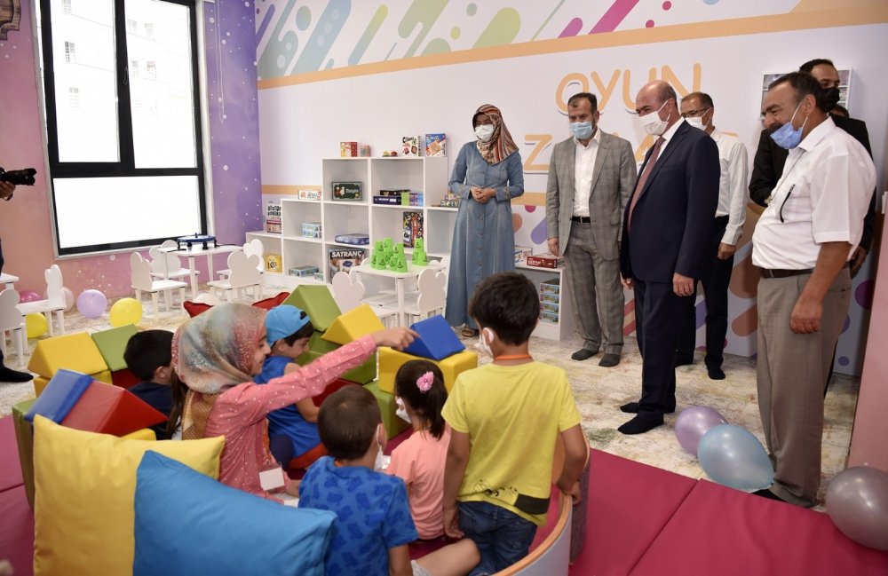 Konya Selçuklu Belediyesi bugün de birşey yaptı! Hatice Hatun Külliyesi Çocuk Mektebi açıldı