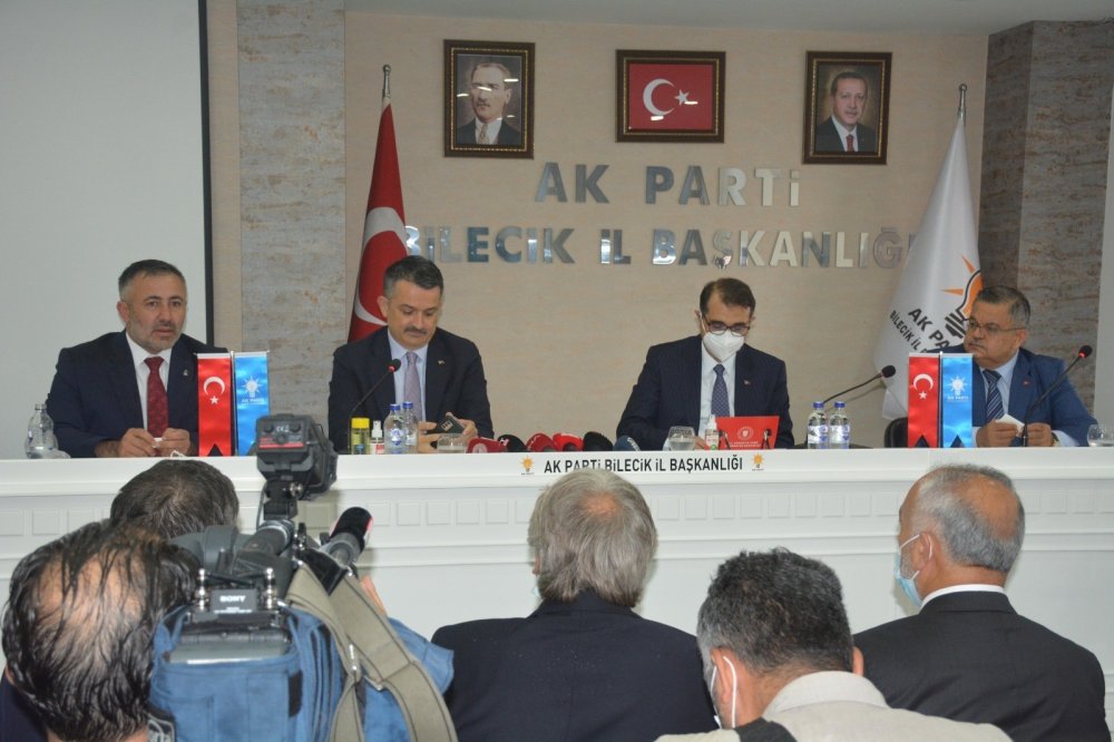 Bakan Pakdemirli: Pandemi sürecini Türkiye’nin iyi bir şekilde yönettiği tekrar ortaya çıkmış oldu