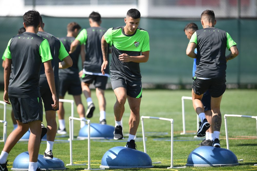 Bursaspor yeni sezon hazırlıklarına Afyon'da devam ediyor!
