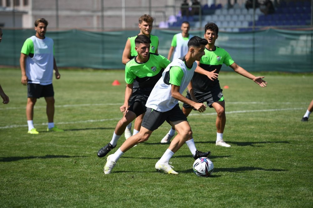 Bursaspor yeni sezon hazırlıklarına Afyon'da devam ediyor!