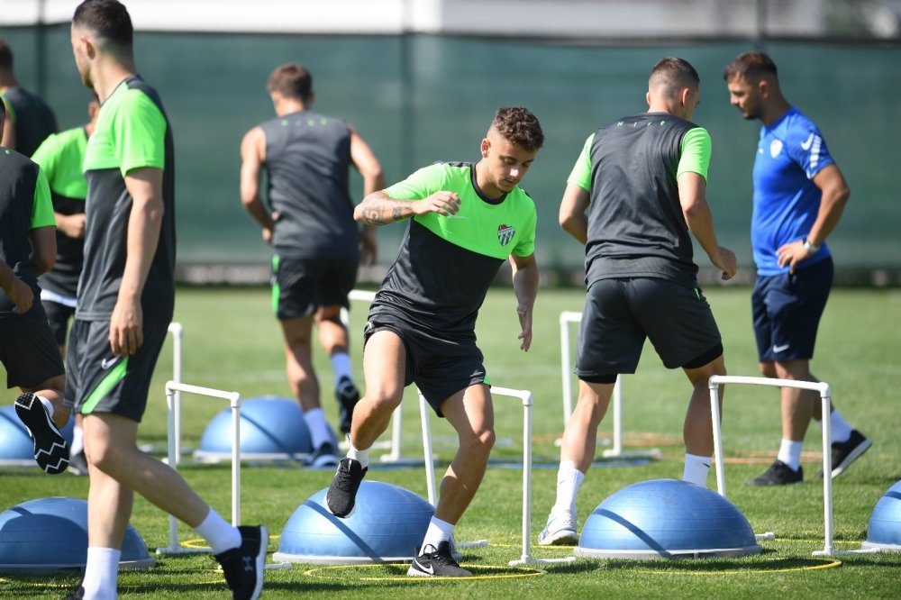 Bursaspor yeni sezon hazırlıklarına Afyon'da devam ediyor!