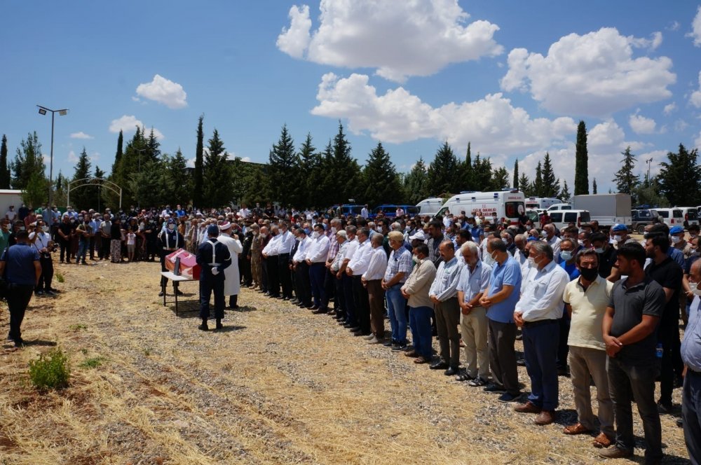 Görev başında kalp krizine yenilen Uzman Çavuş Murat Ekici'ye son görev