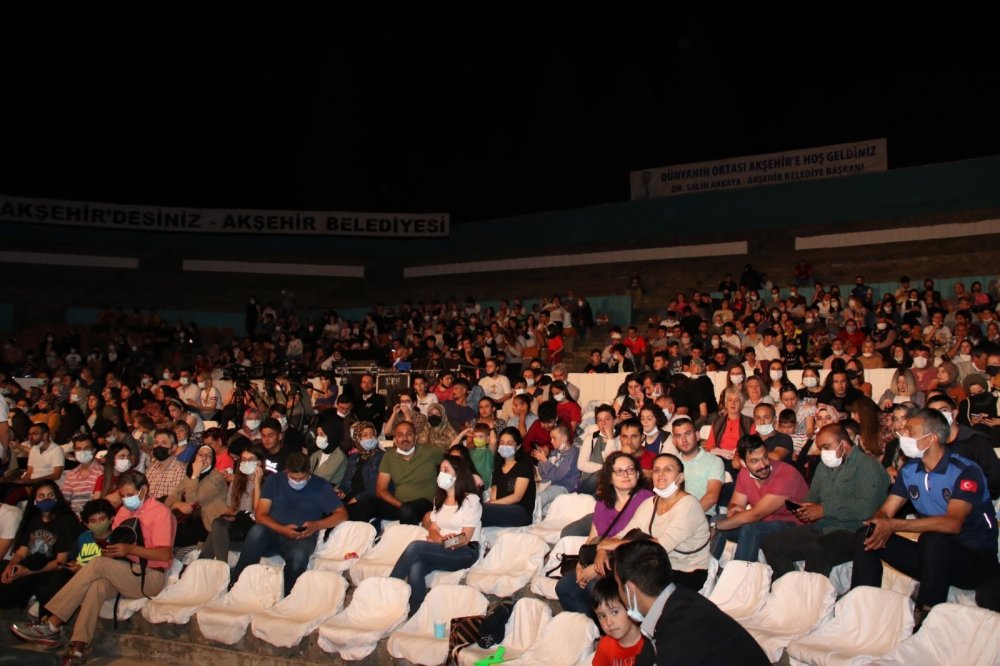 Nasreddin Hoca Şenliklerine gelen duayen tiyatrocular Akşehir’e hayran kaldı