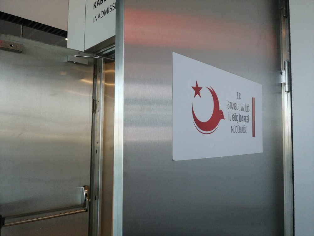 Rusya’ya gidemeyen Afgan grup uluslararası koruma başvurusu yaptı!