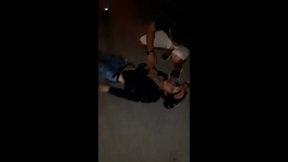 Akollü sürücünün çarptığı kağıt toplayıcısı yaralandı