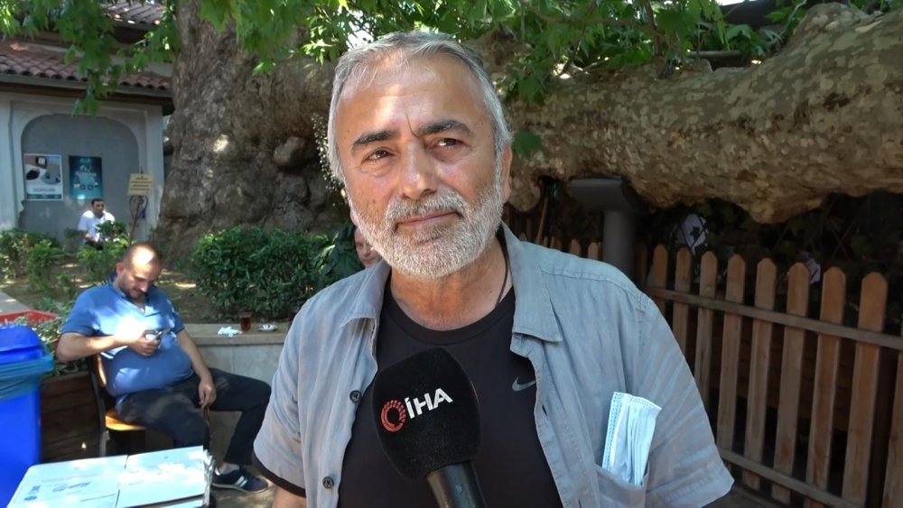 Boğazdan geçen savaş gemilerinin dalgası Çengelköy'de kafe ve balıkçıları vurdu