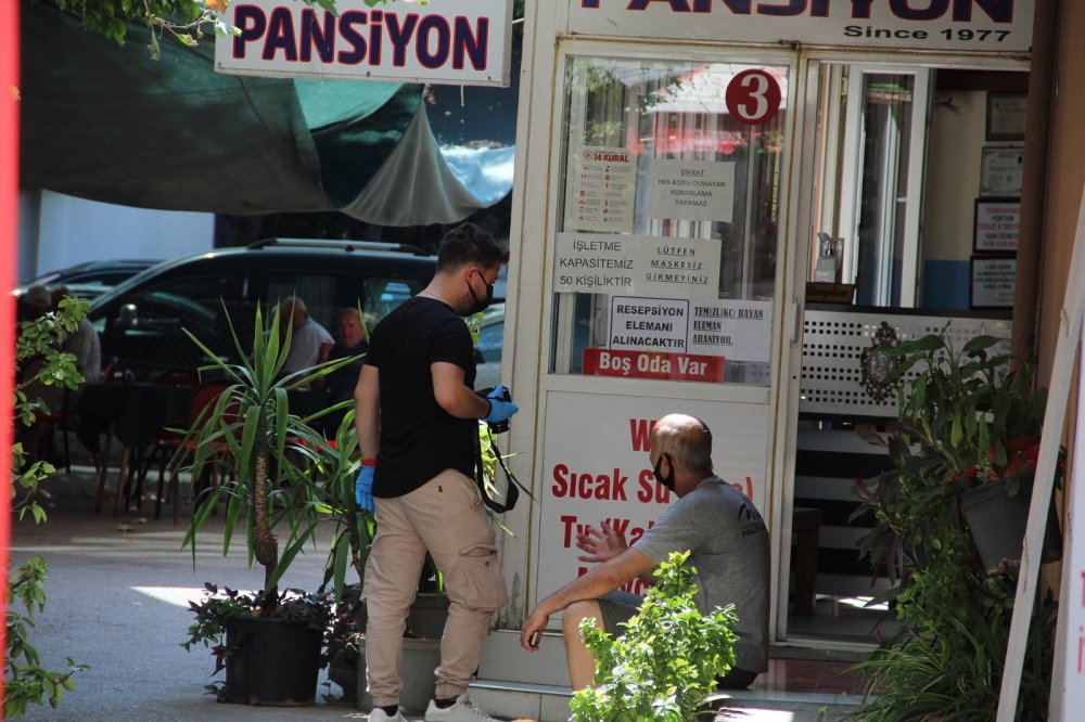 Antalya'da şüpheli ölüm! 32 yaşındaki gencin cesedi pansiyonda bulundu