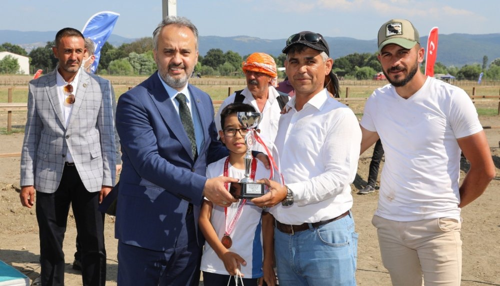 Bursa'daki rahvan at yarışlarına Konya damgası