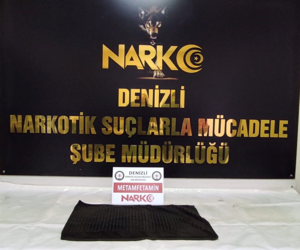 İki ayrı otobüse uyuşturucu operasyonu! Yolcunun valizinden emdirilmiş halde çıktı