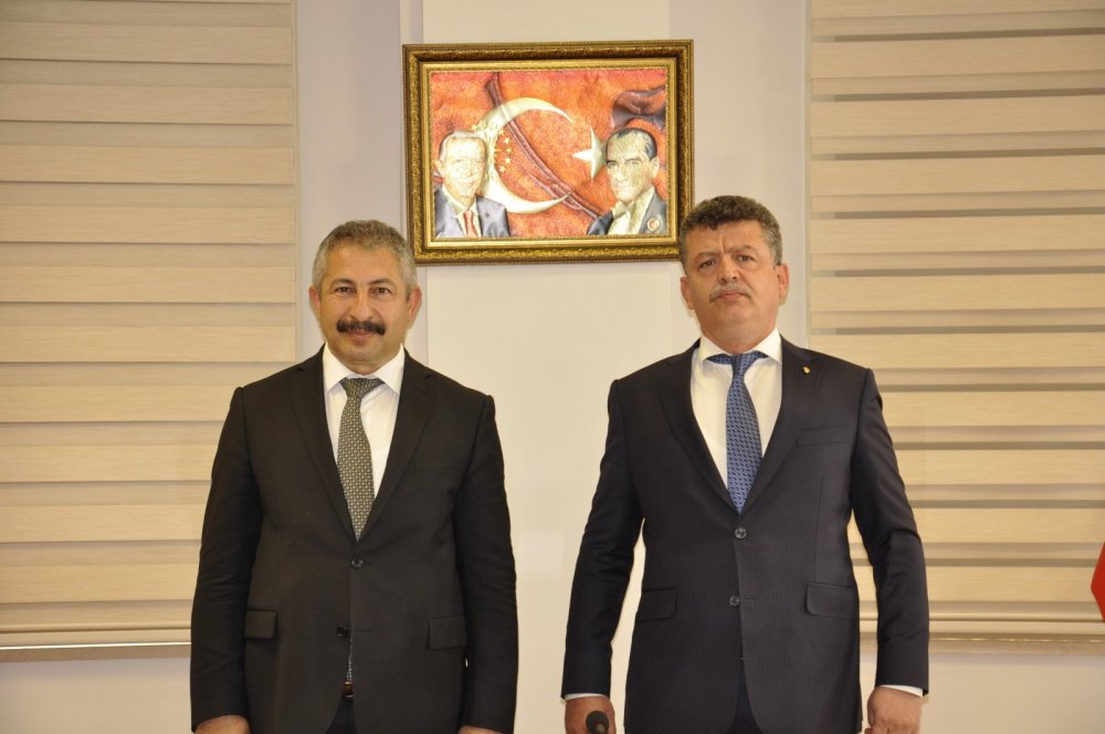 Konya'nın yeni Emniyet Müdürü Dinç Eskişehir'deki görevini devretti