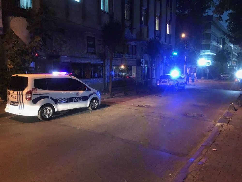 Alacak verecek cinayeti! Birini çekiçle diğerini tabancayla öldürdü! 1 ağır yaralı
