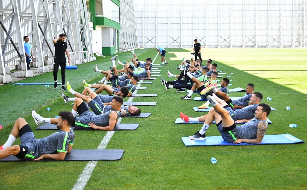 Konyaspor yeni sezon 1'nci etap kamp çalışmalarını tamamladı