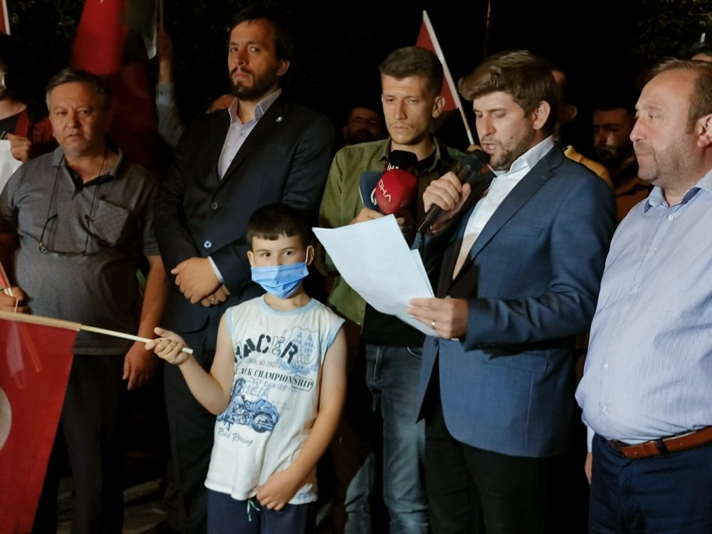 AGD ve Genç Memur Sen'den İsrail Büyükelçiliği önünde protesto