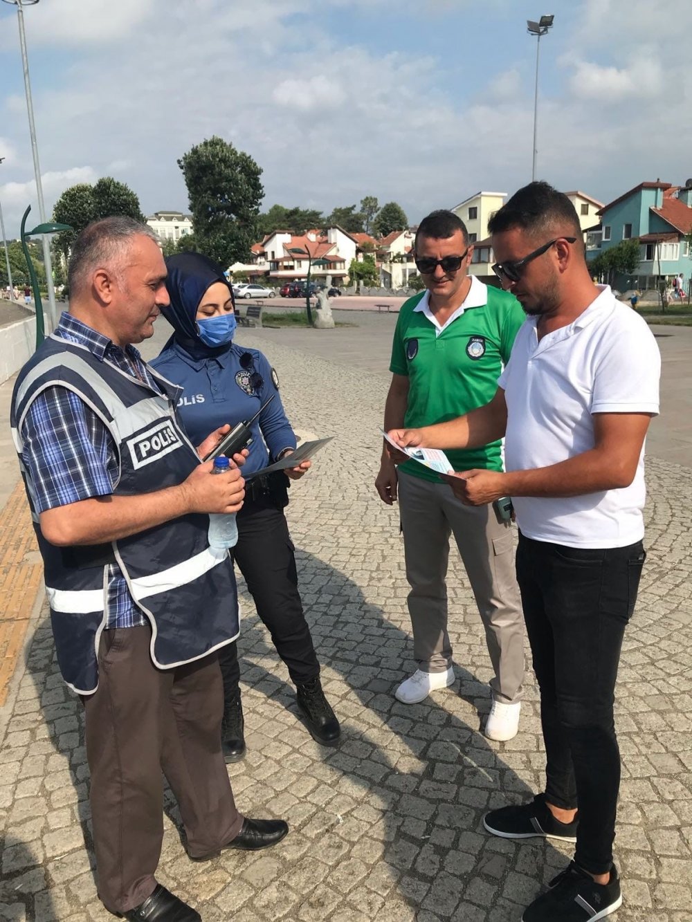 Akçakoca sahilinde polisten 'çeken akıntı' uyarısı
