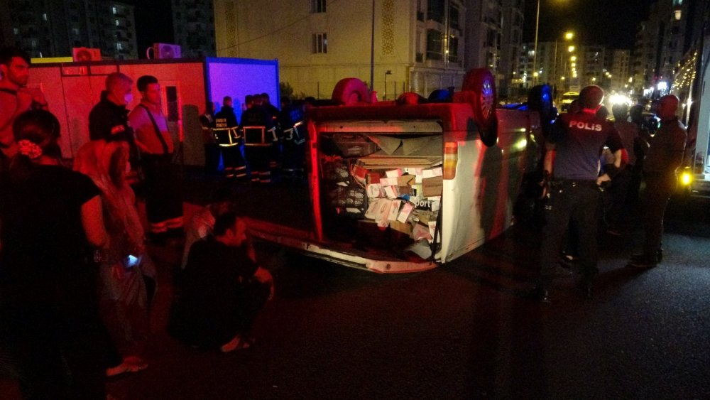 Bayram satışından dönen ayakkabıcı Celal Korhan kendi aracının altında can verdi