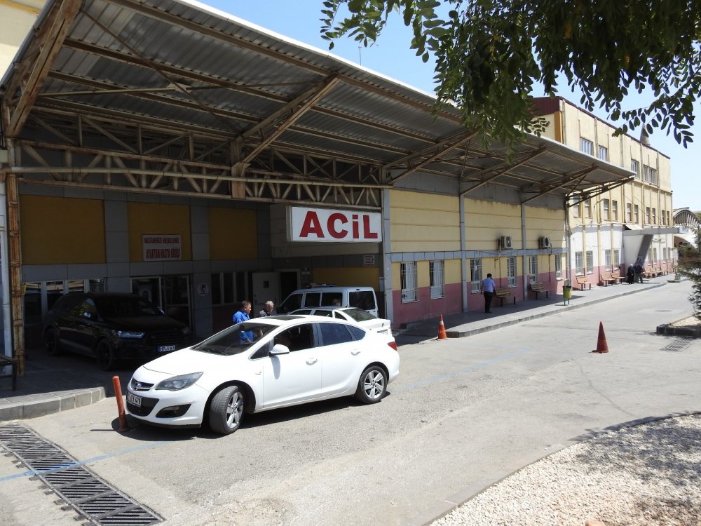 Gaziantep'te acemi kasaplar hastanelere koştu