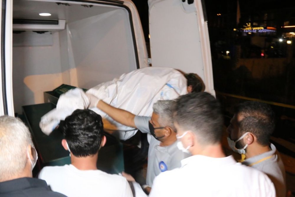 Minik Ecrin'in acı haberini alan babası ayakta duramadı