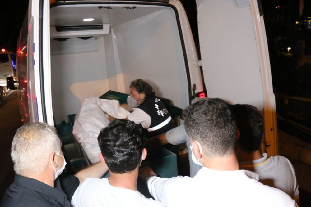 Minik Ecrin'in acı haberini alan babası ayakta duramadı