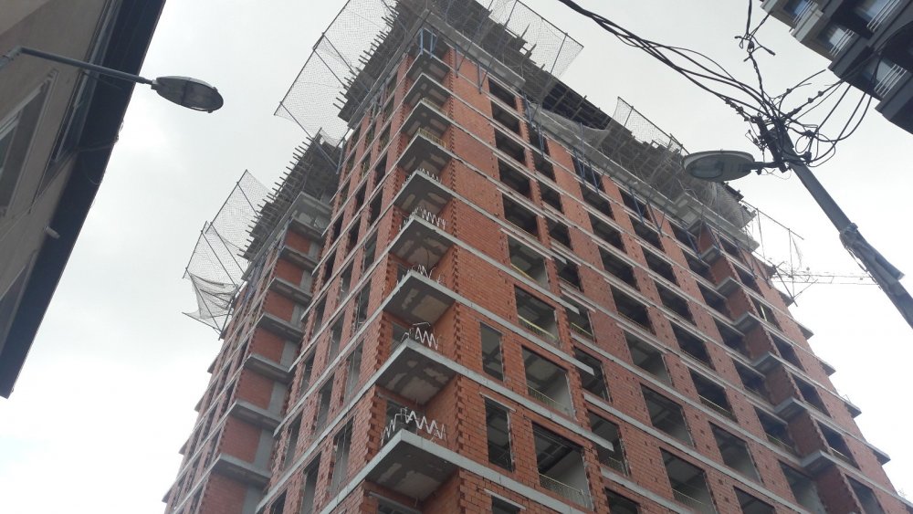 İstanbul'da gece bekçisi çalıştığı inşaatta asılmış halde bulundu