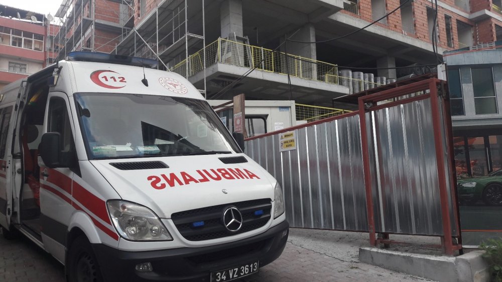 İstanbul'da gece bekçisi çalıştığı inşaatta asılmış halde bulundu