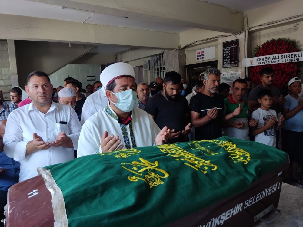 İzmir'de yanan kamyonette can veren 6 yaşındaki Cesur Tayar defnedildi