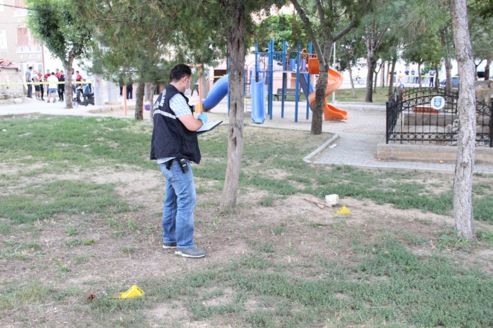 Komşuların kavgası kanlı bitti! Mustafa Aktaş öldü! 6 yaralı