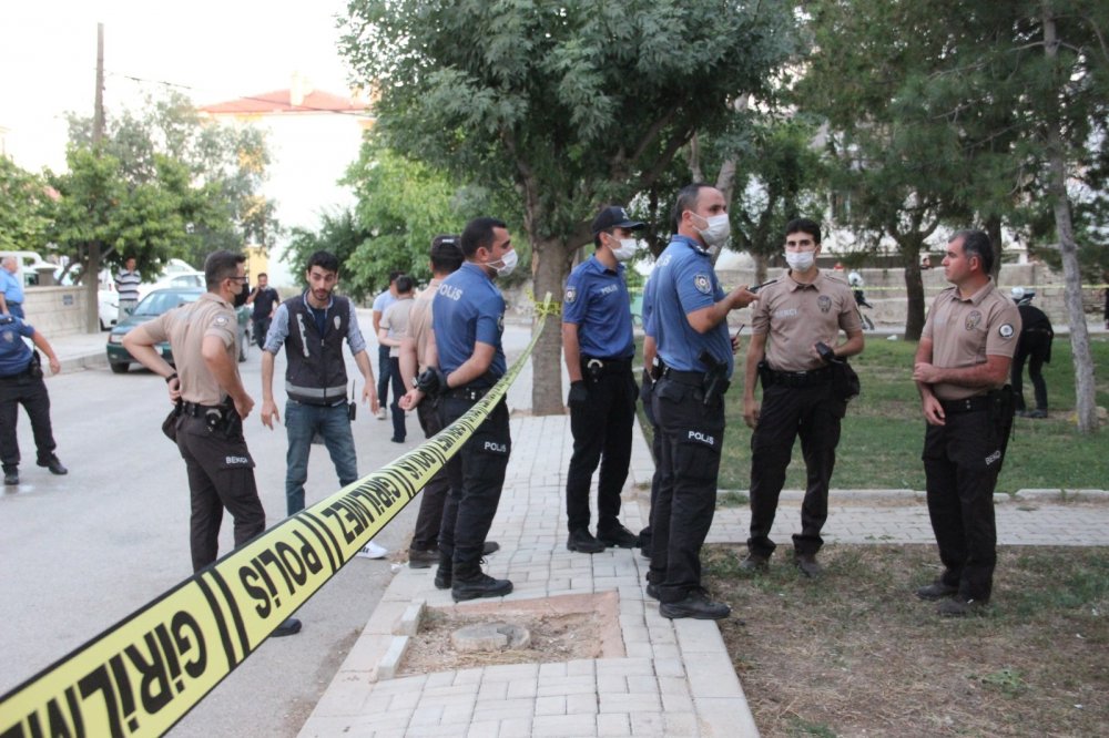 Komşuların kavgası kanlı bitti! Mustafa Aktaş öldü! 6 yaralı