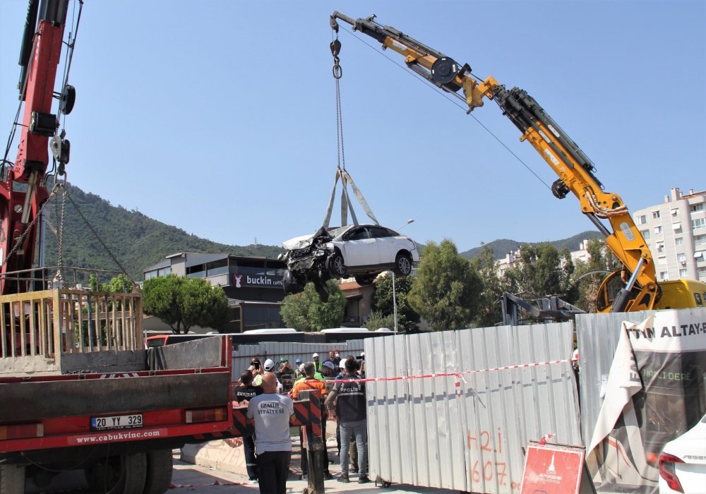 İzmir'de metro inşaatını durduran kaza