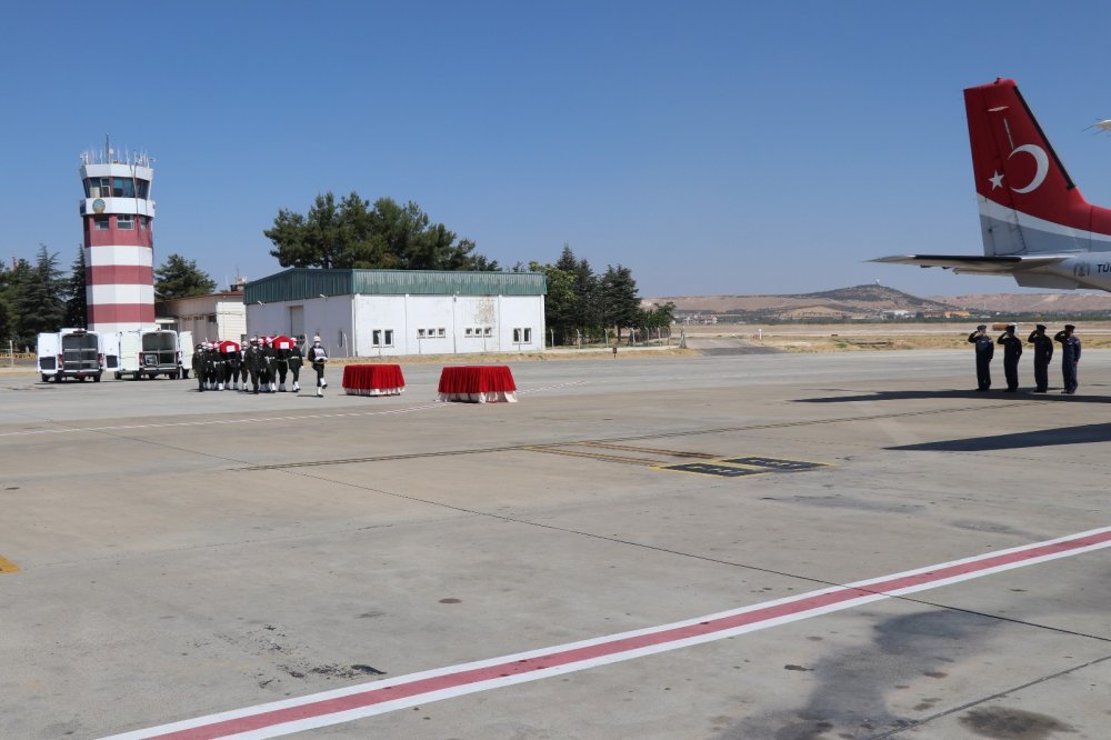Samsun ve Ordu'nun şehidi var! Emrah Arslan ve Fatih Güney memleketlerine uğurlandı