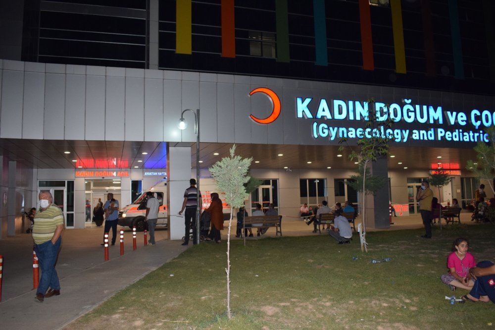 Yeşilyurt'ta balkondan beton zemine düşen bebek hayatını kaybetti