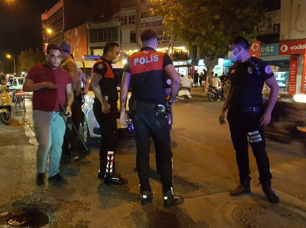 Adıyaman’da parkta tekmeli yumruklu kavga! 4 gözaltı