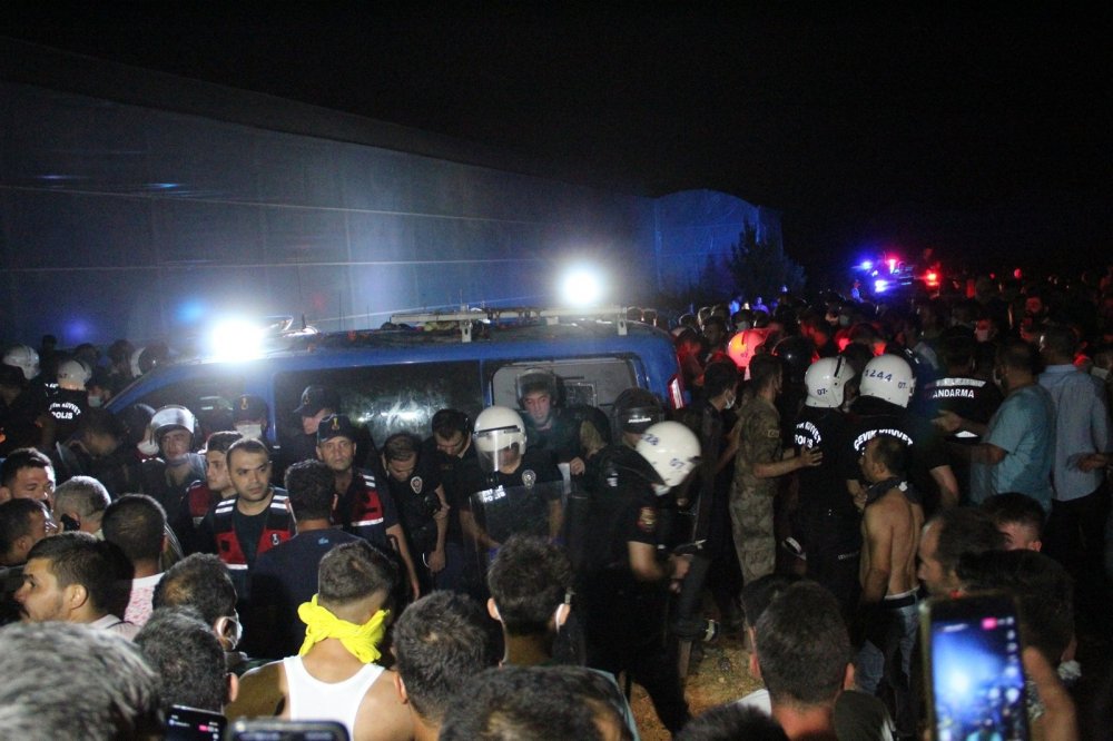 Manavgat ayağa kalktı! Yangın çıkarmak için geldiler iddiası