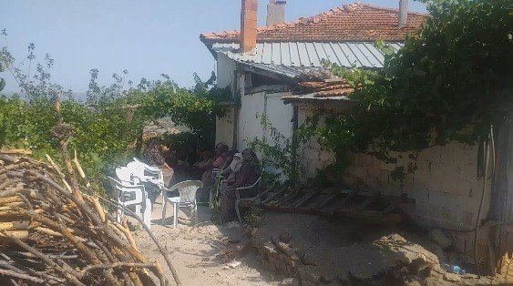 Manavgat'da şehit olan Erdal Tovka evden ayrılırken 'helallik' istemiş