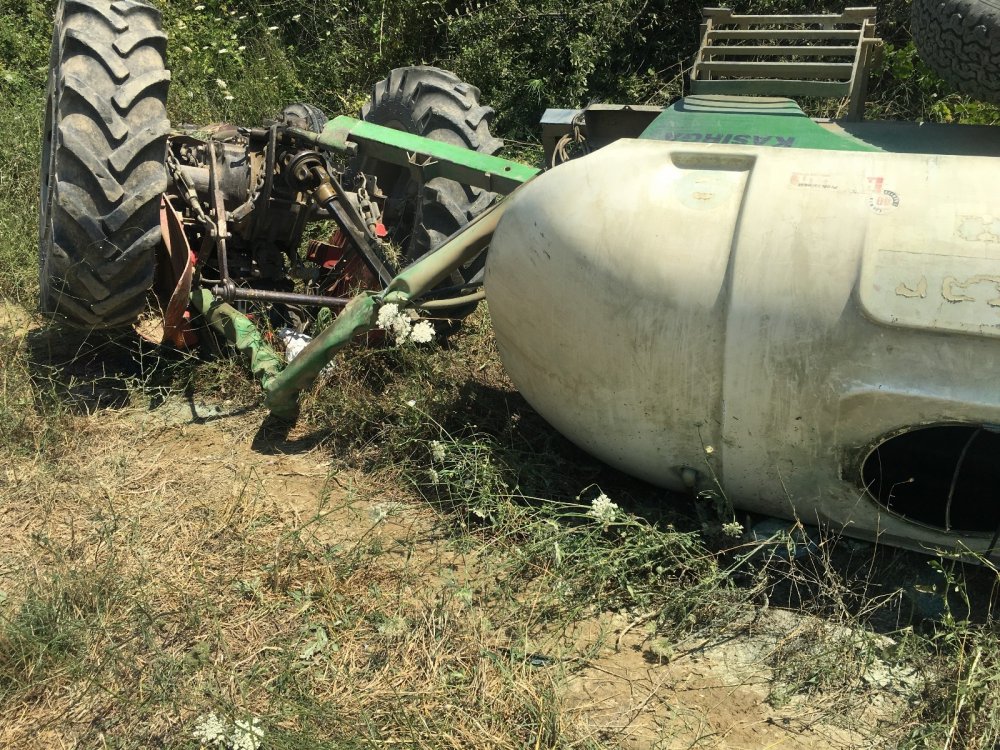 Bilecik'te traktör devrildi! Sürücüsü öldü