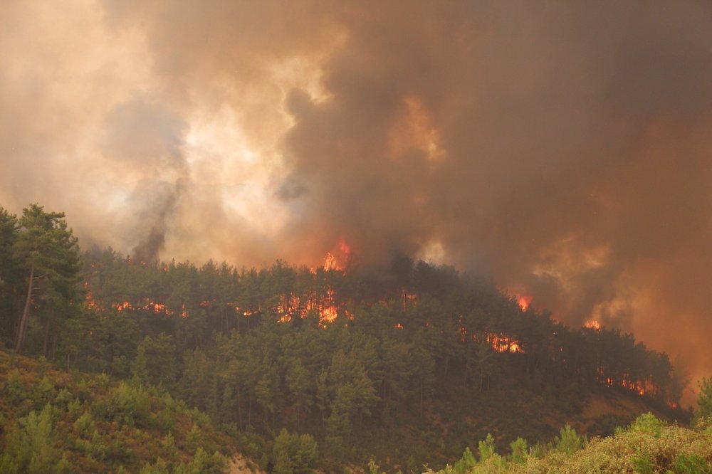 Antalya'da korkulan olmadı ama arazide daha kötüsü oldu