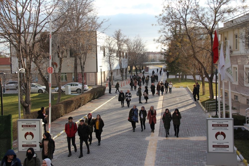 Konya'nın iş garantili üniversitesinden mezun olanlar işsiz kalmadı