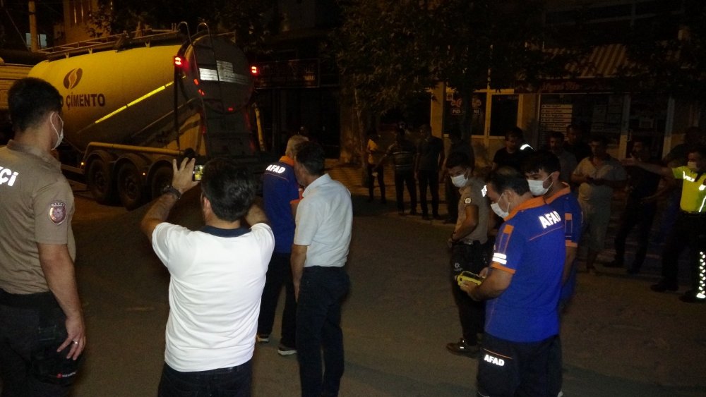 Park halindeki tankerde korkutan patlama! Ortalık toz duman oldu