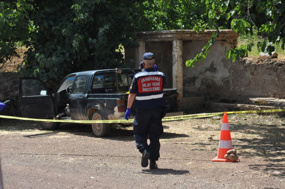 Karaman'da kavak kesmeye giden Mehmet Uyar aracında ölü bulundu