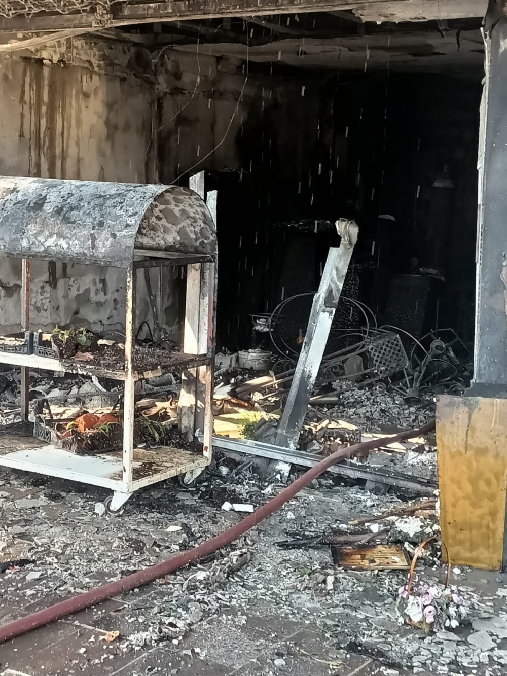 Kapıyı açınca alevler dışarı çıktı! Antalya'da korku dolu anlar