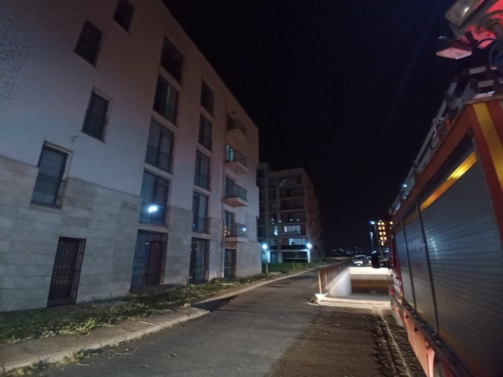 Diyarbakır'da dairesini ateşe verip giden şahıs gözaltına alındı