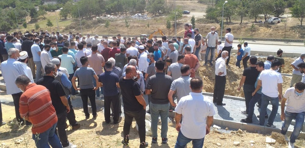 Cumaya giderken aracın altına sıkışan 11 yaşındaki Yasin hayatını kaybetti