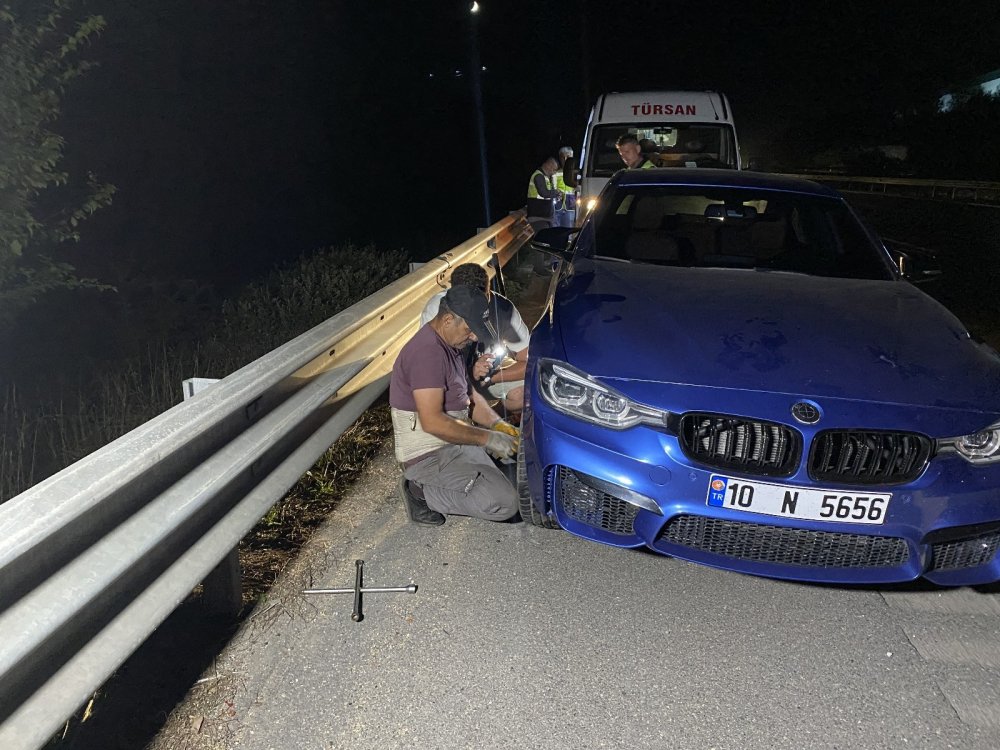 TEM otoyolunda bir çok aracın lastiği aynı anda patladı