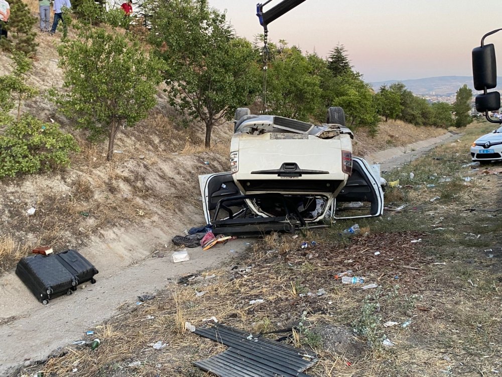 Ankara Çevre Yolu’nda zincirleme kaza: 1 ölü, 5 yaralı