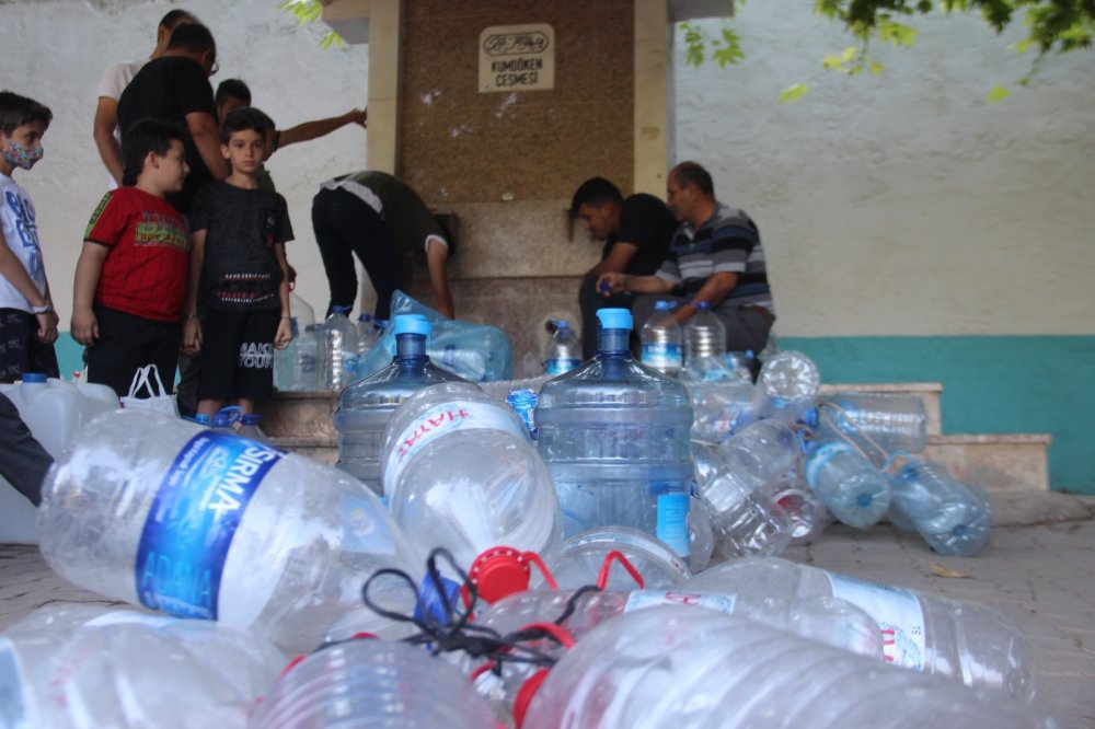 Binlerce insan Konya'ya akın akın geliyor! Ilgın Kumdöken suyu şifa dağıtıyor