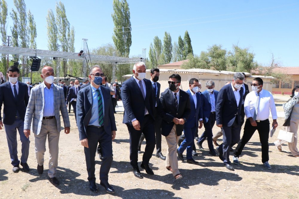 Konya'ya turizm yatırımı! Temel Çatalhöyük'te atıldı