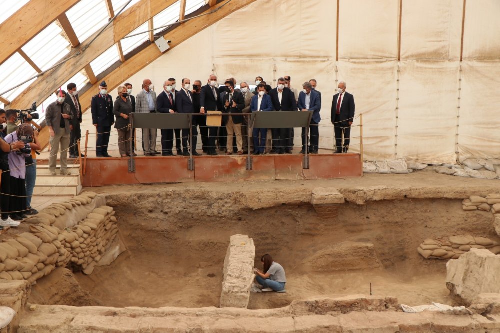 Konya'ya turizm yatırımı! Temel Çatalhöyük'te atıldı