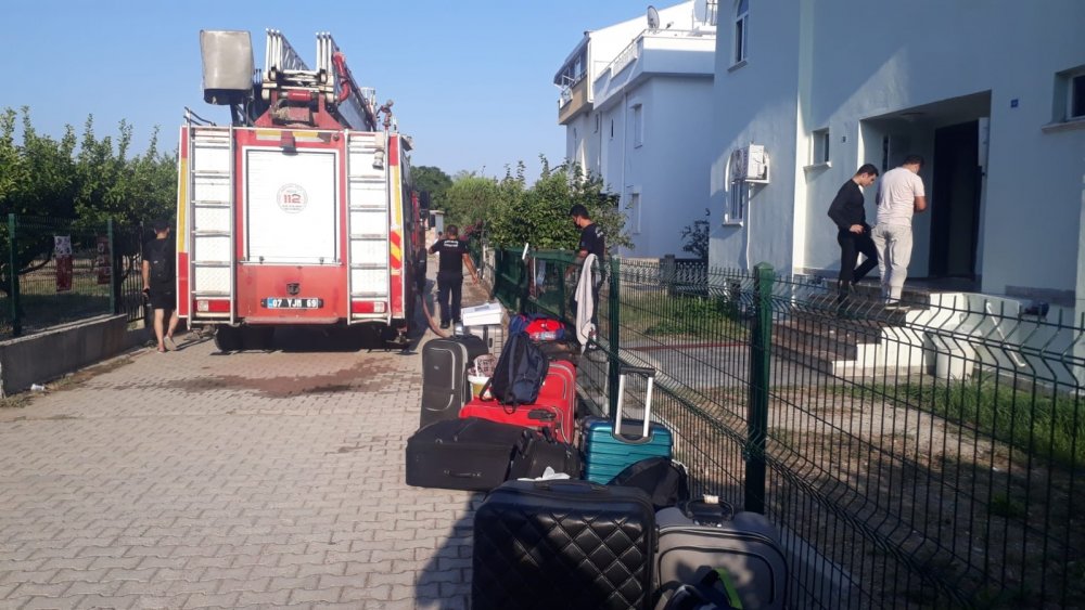 Serik'te otel lojmanında çıkan korkutan yangın